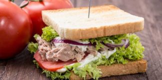 How to make a Delicious tuna sandwich Tuna sandwich