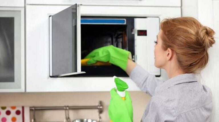 5 tricks to clean and disinfect the microwave oven