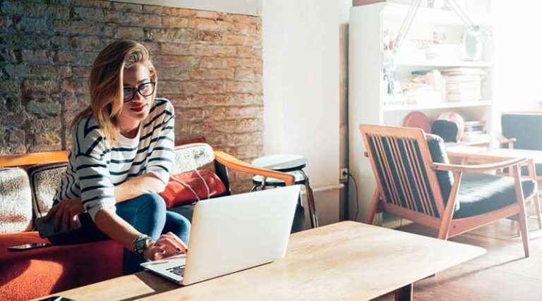 Discover what is the proper use of the internet to improve your wellbeing