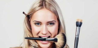 Why is it necessary to wash your makeup brushes often? Why is it necessary to wash your makeup brushes often?